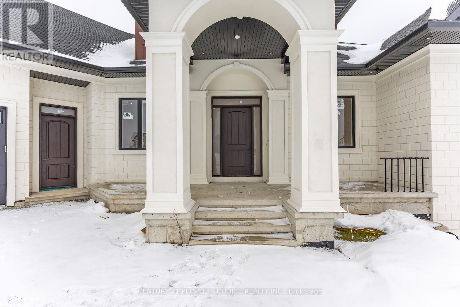 11 Caldwell Drive, Oro-Medonte, Ontario  L0L 2L0 - Photo 3 - S12823892