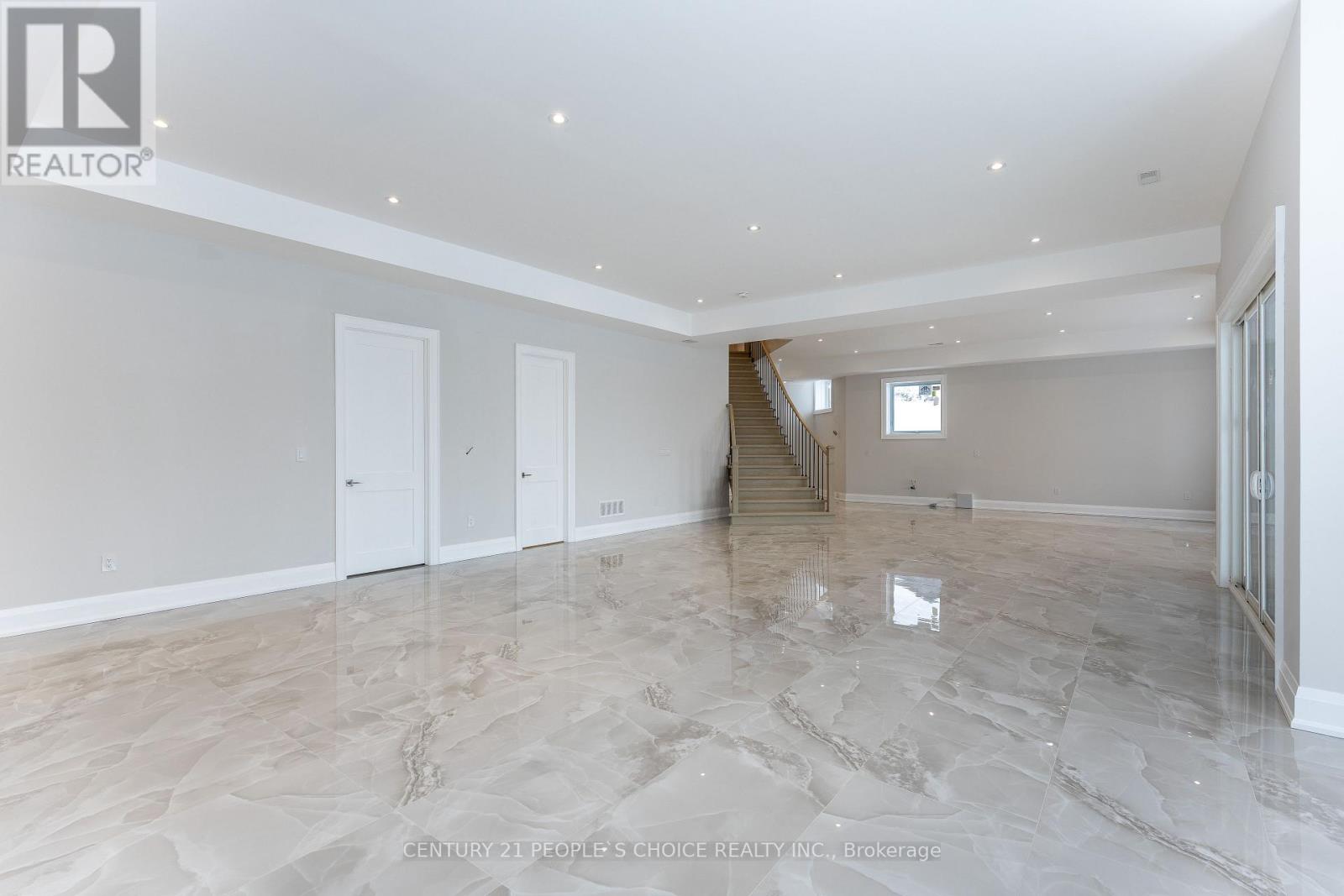 11 Caldwell Drive, Oro-Medonte, Ontario  L0L 2L0 - Photo 40 - S12823892