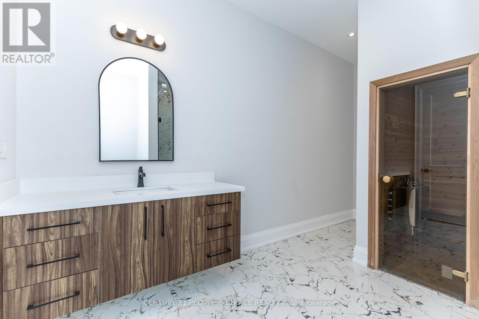 11 Caldwell Drive, Oro-Medonte, Ontario  L0L 2L0 - Photo 42 - S12823892