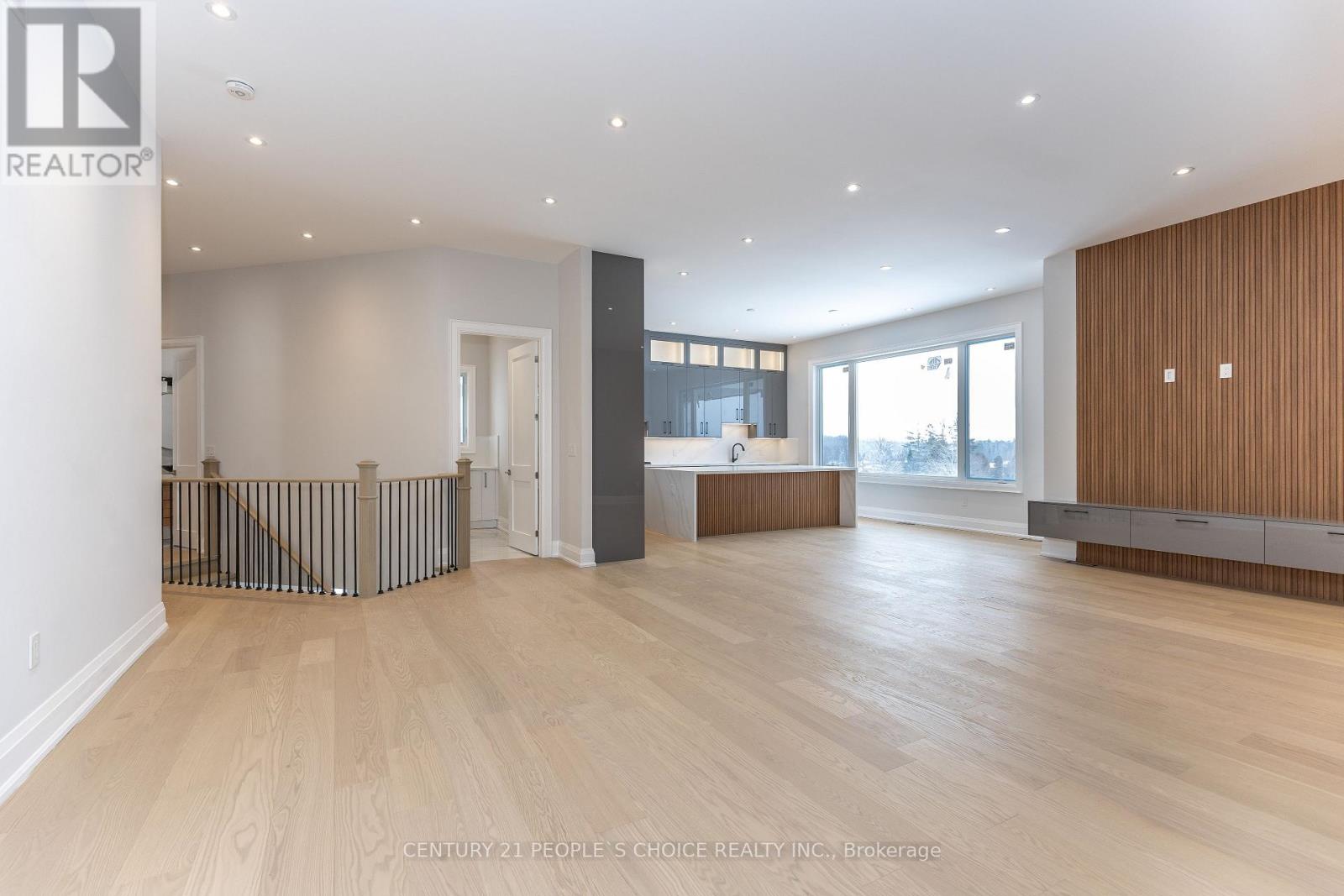 11 Caldwell Drive, Oro-Medonte, Ontario  L0L 2L0 - Photo 7 - S12823892