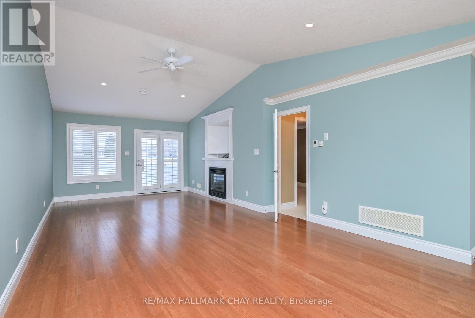 140 Meadow Lane, Wasaga Beach, Ontario  L9Z 0A4 - Photo 10 - S12823958