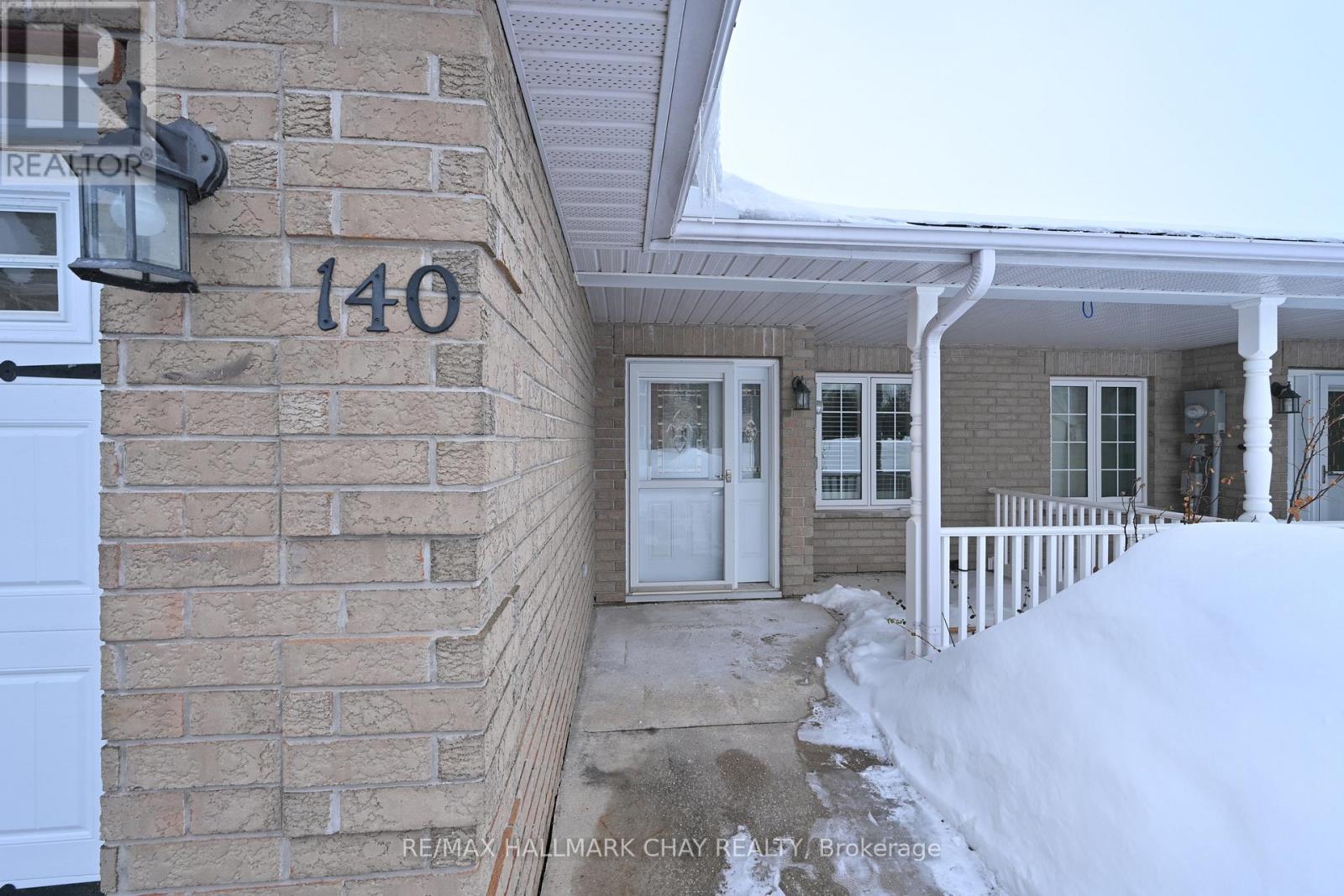 140 Meadow Lane, Wasaga Beach, Ontario  L9Z 0A4 - Photo 2 - S12823958