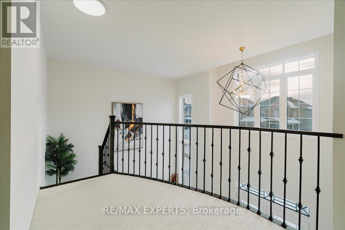 43 Lewis Avenue, Bradford West Gwillimbury, Ontario  L3Z 0X2 - Photo 26 - N12822454