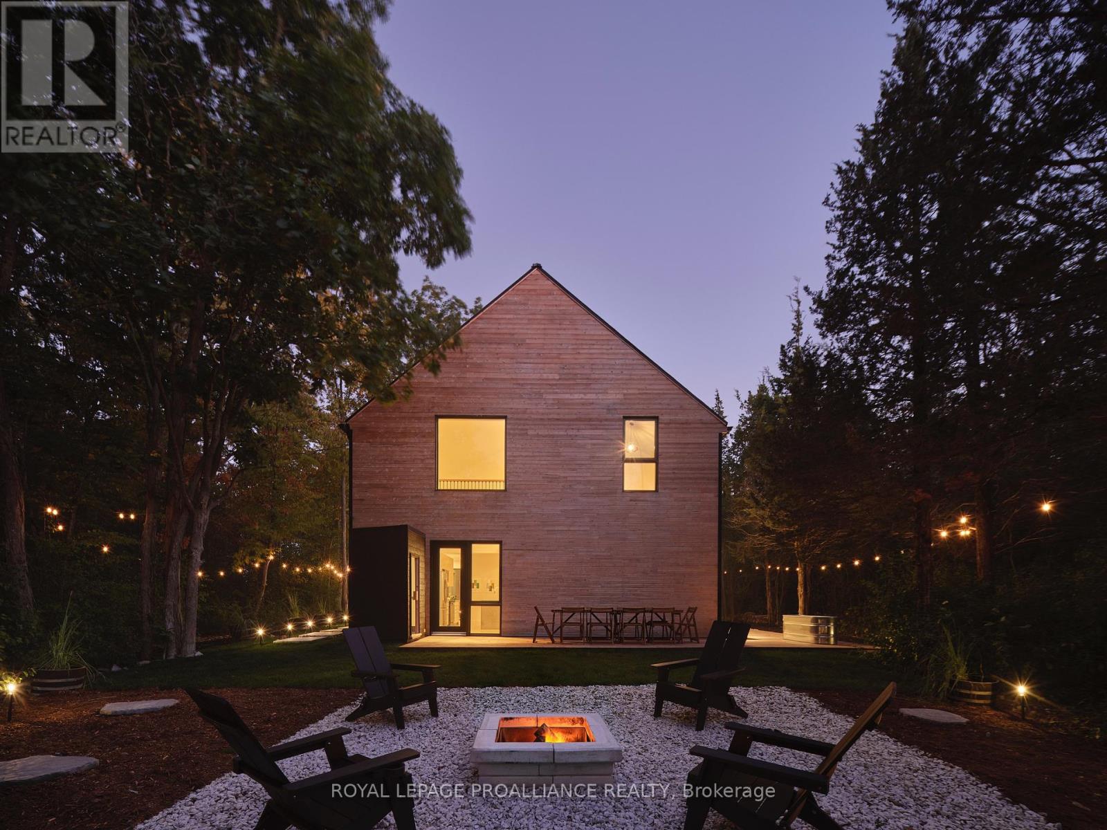 372 Prinyers Cove Crescent, Prince Edward County (North Marysburg Ward), Ontario  K0K 2T0 - Photo 47 - X12736504