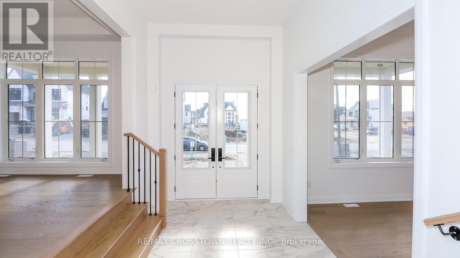 26 Pearsall Place, Oro-Medonte, Ontario  L0L 2L0 - Photo 3 - S12823314