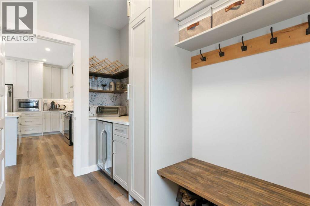 6 Emberside Hollow, Cochrane, Alberta  T4C 2L7 - Photo 25 - A2288805