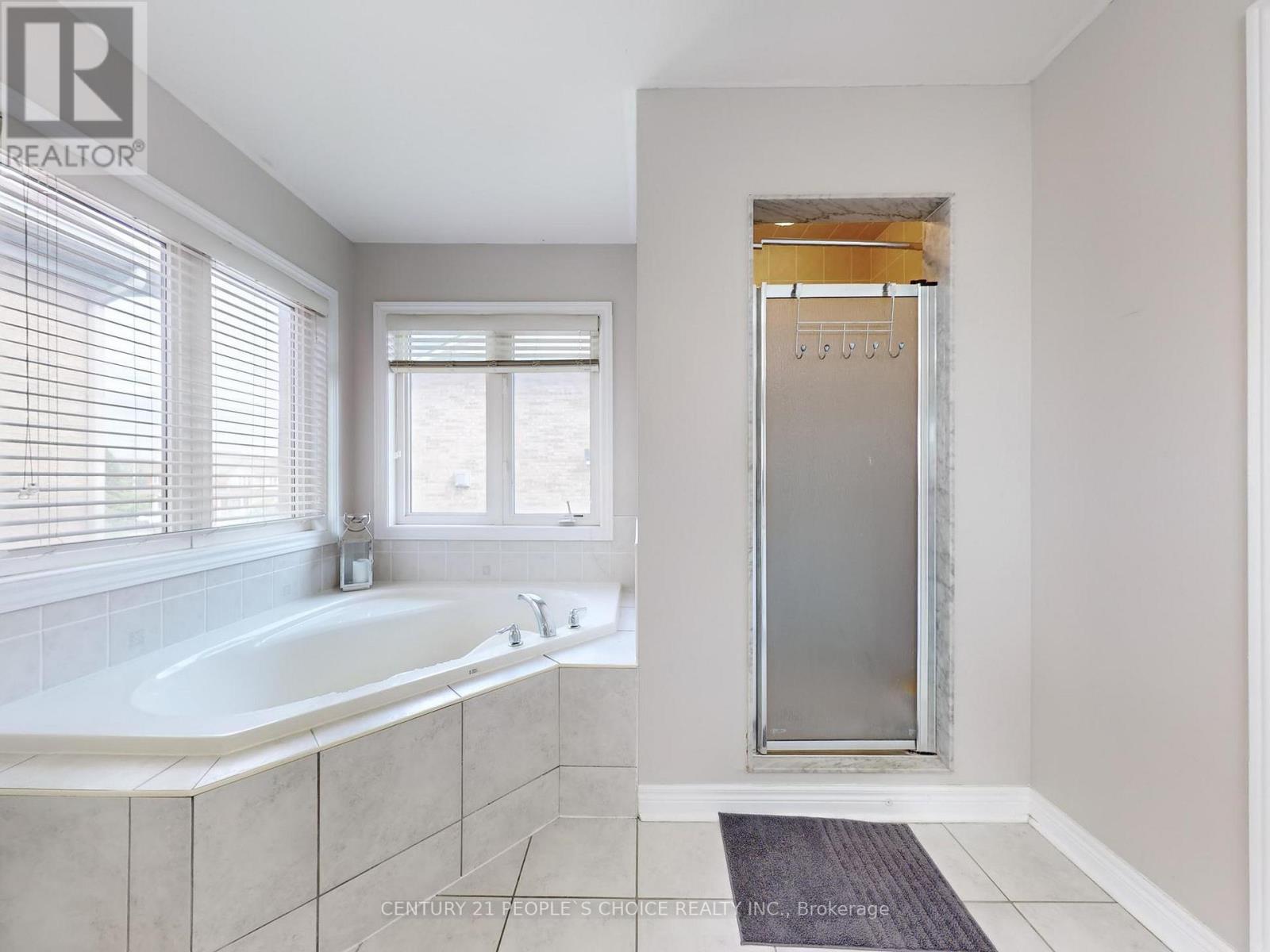 29 Young Drive, Brampton, Ontario  L6Y 0P4 - Photo 29 - W12823800