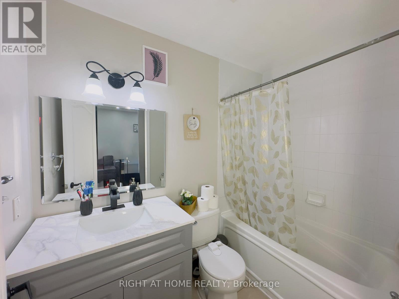 2906 - 4090 Living Arts Drive, Mississauga, Ontario L5B 4M8 - Photo 12 - W12823826