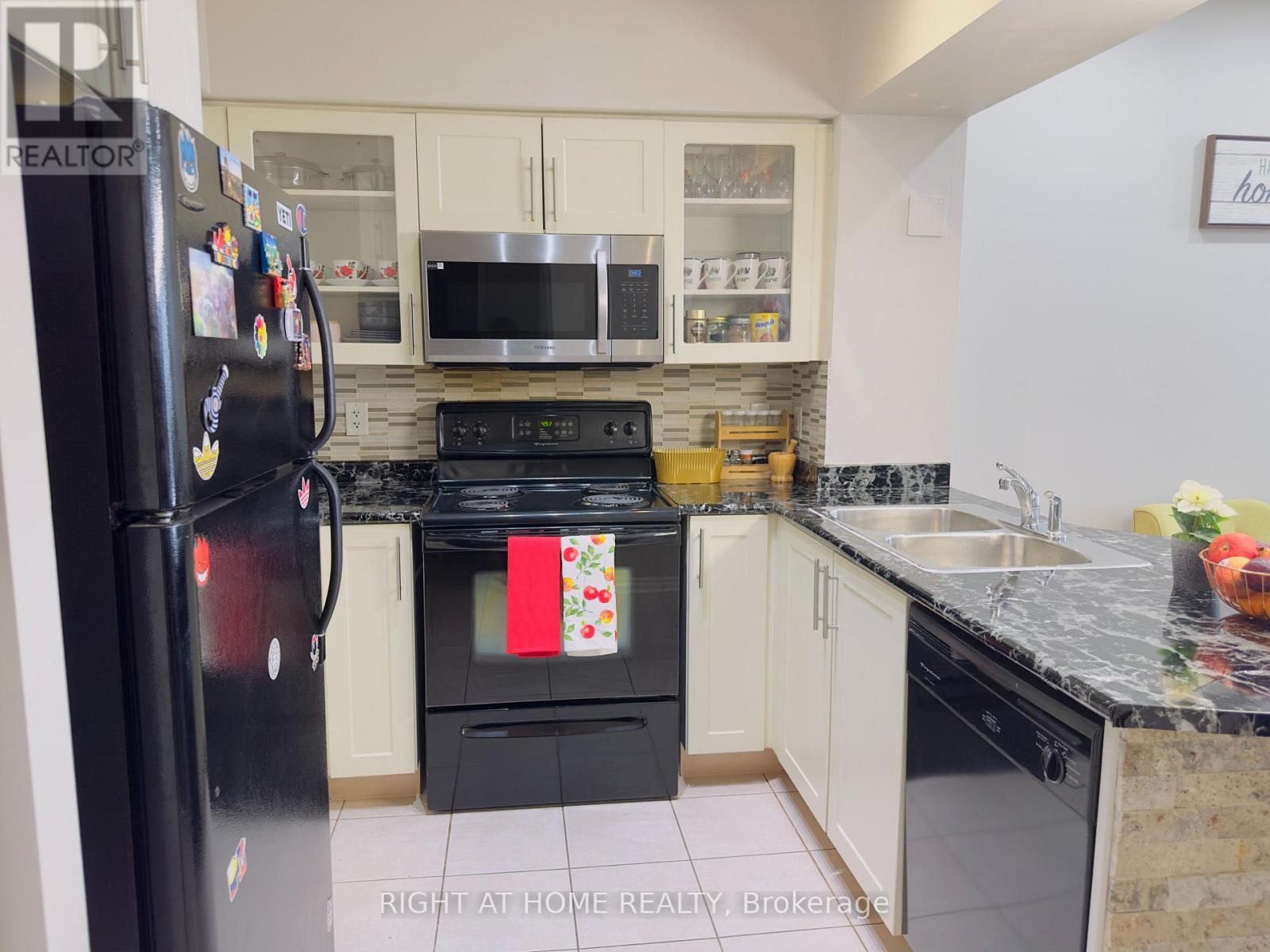 2906 - 4090 Living Arts Drive, Mississauga, Ontario L5B 4M8 - Photo 6 - W12823826