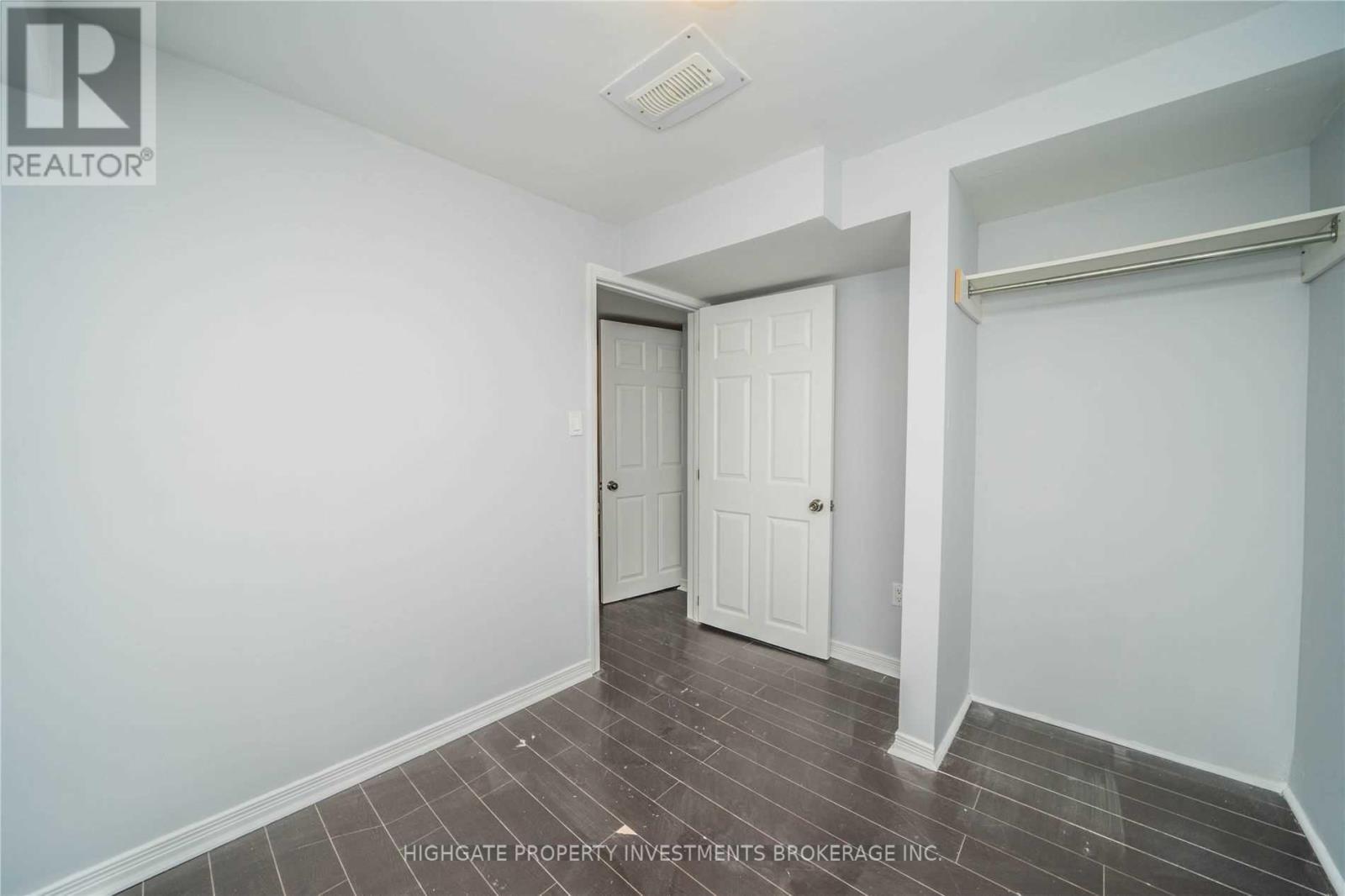 Lower - 40 Trumpet Valley Boulevard, Brampton, Ontario  L7A 3N8 - Photo 6 - W12823846