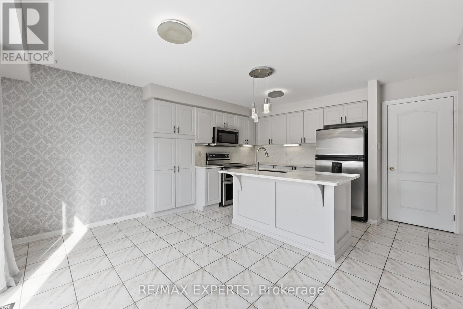 1187 Mcmullen Crescent, Milton, Ontario  L9T 6X1 - Photo 11 - W12823900