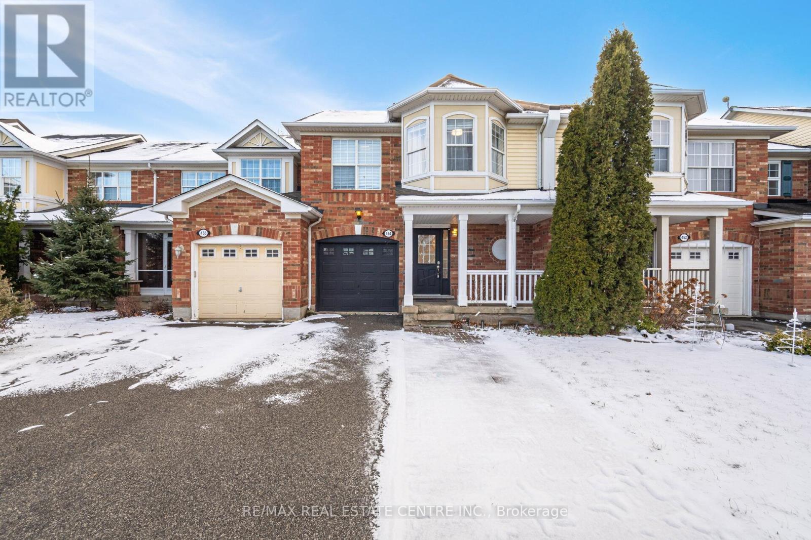 454 Collis Court, Milton, Ontario  L9T 5N1 - Photo 2 - W12823906