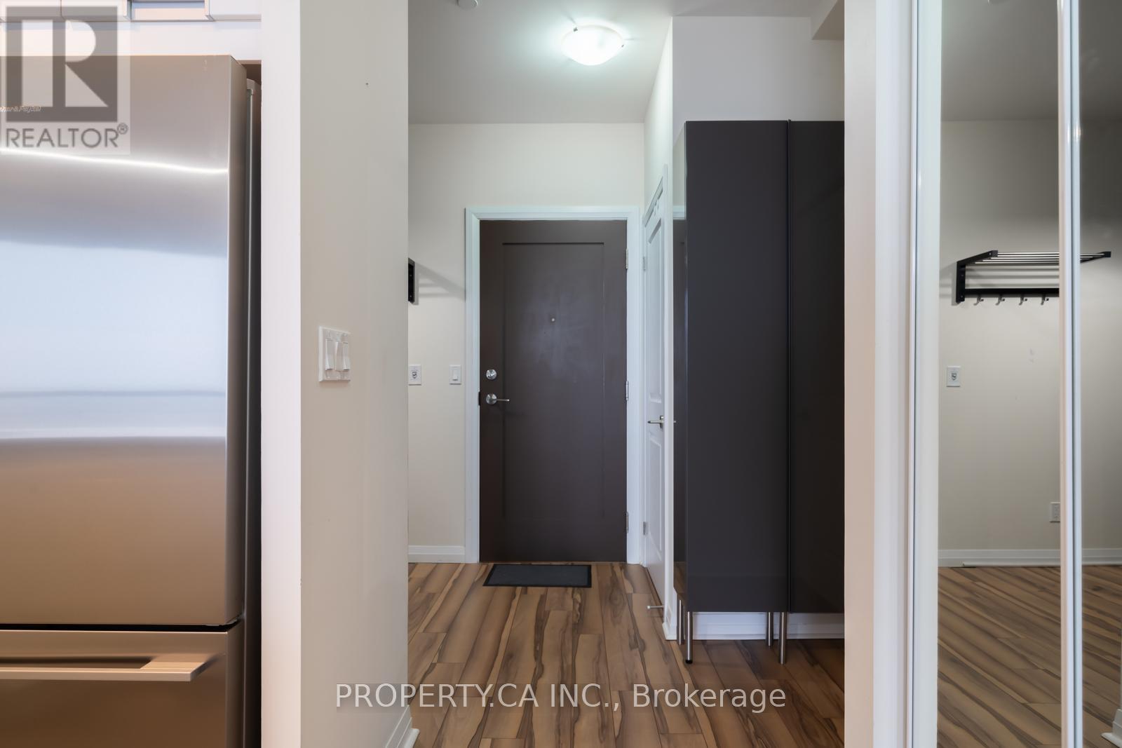 2103 - 55 Eglinton Avenue W, Mississauga, Ontario  L5R 0E4 - Photo 20 - W12823918