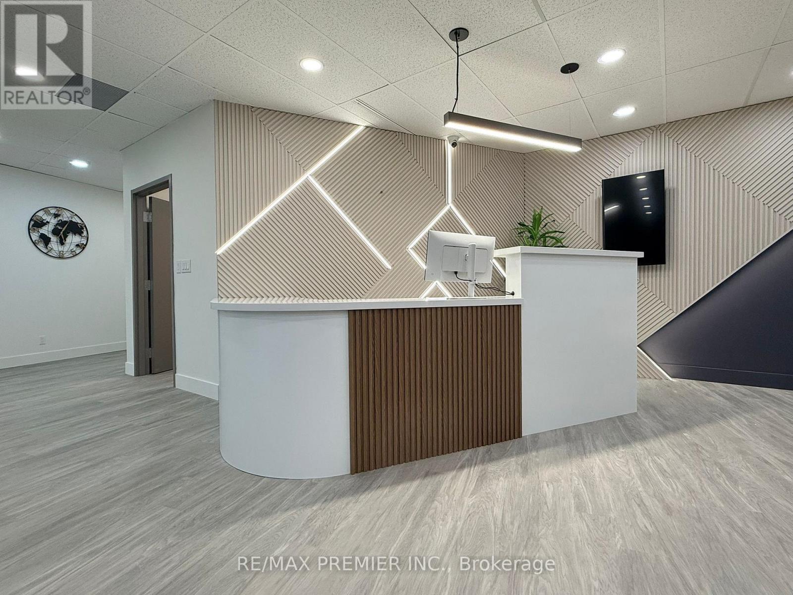 302-06 - 3390 South Service Road, Burlington, Ontario  L7N 3J5 - Photo 1 - W12823922