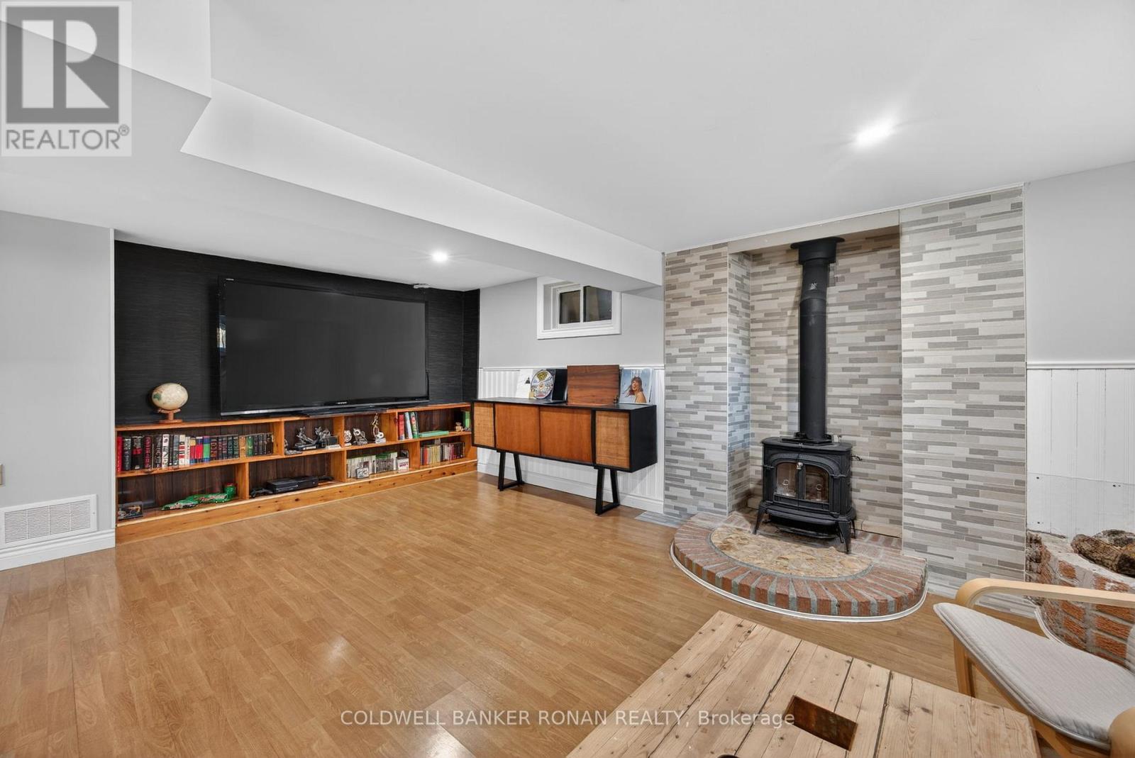 191 Ellwood Drive W, Caledon, Ontario  L7E 4W6 - Photo 25 - W12823948