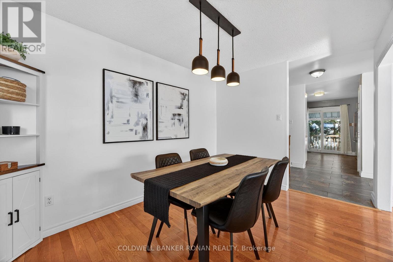 191 Ellwood Drive W, Caledon, Ontario  L7E 4W6 - Photo 8 - W12823948