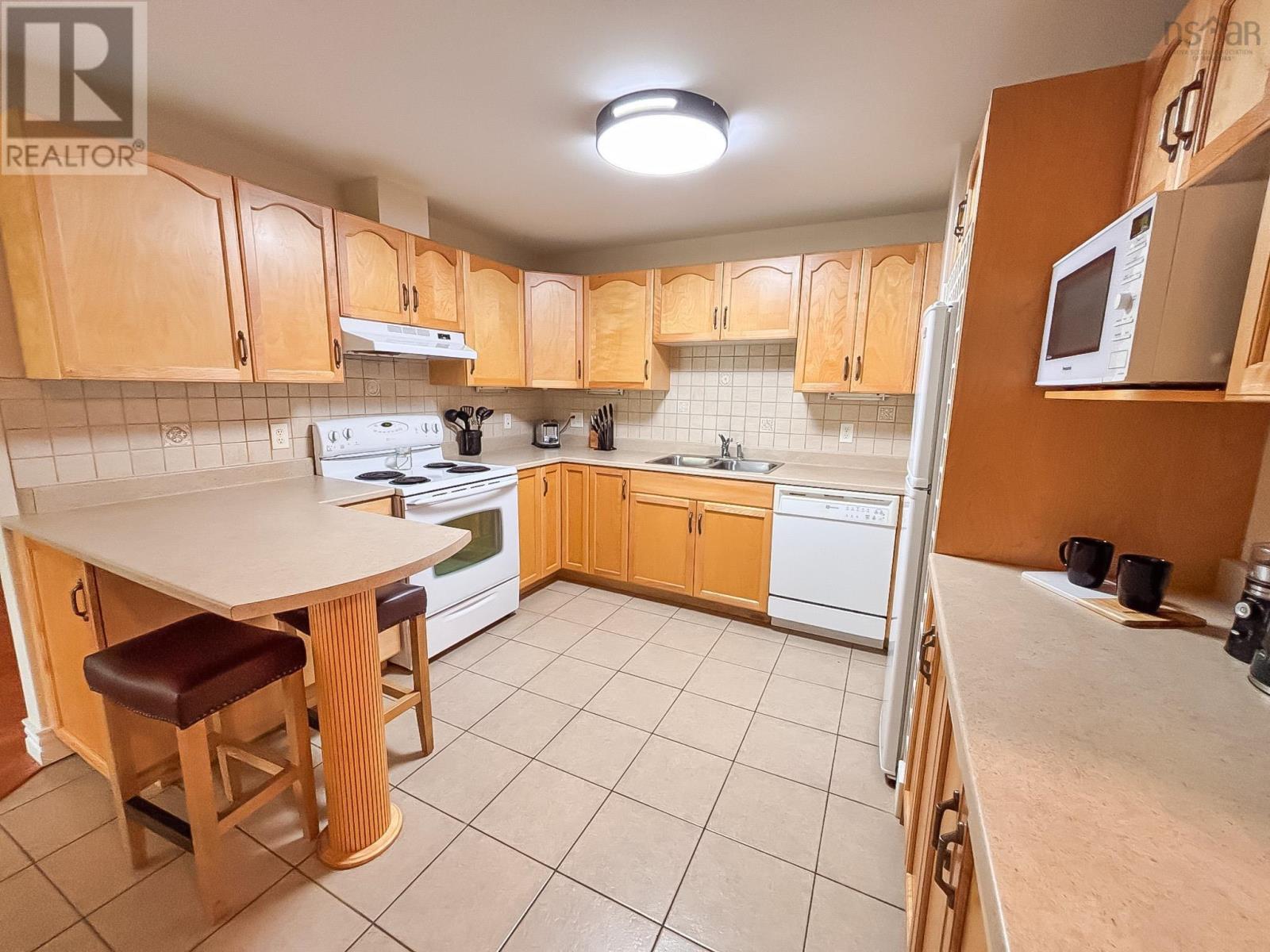 Suite 105 476 Main  Condo Corp 22, Unit 3, Level 1 Street, Mahone Bay, Nova Scotia  B0J 2E0 - Photo 8 - 202518981