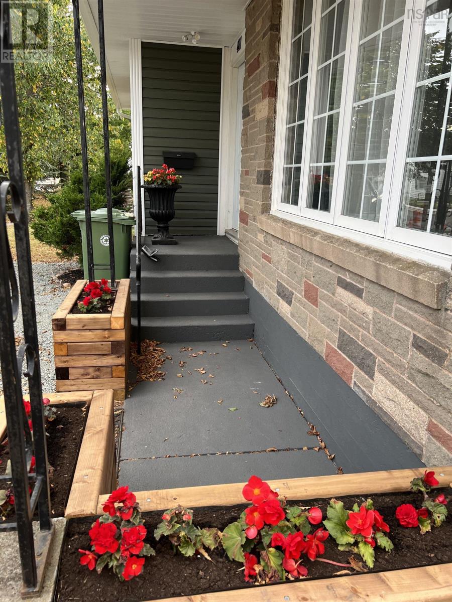 411 Robie Street, Truro, Nova Scotia  B2N 1M1 - Photo 6 - 202528640