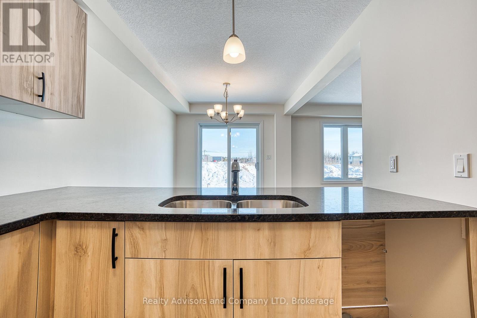 23 Becker Street, Stratford, Ontario  N5A 0L2 - Photo 10 - X12703098