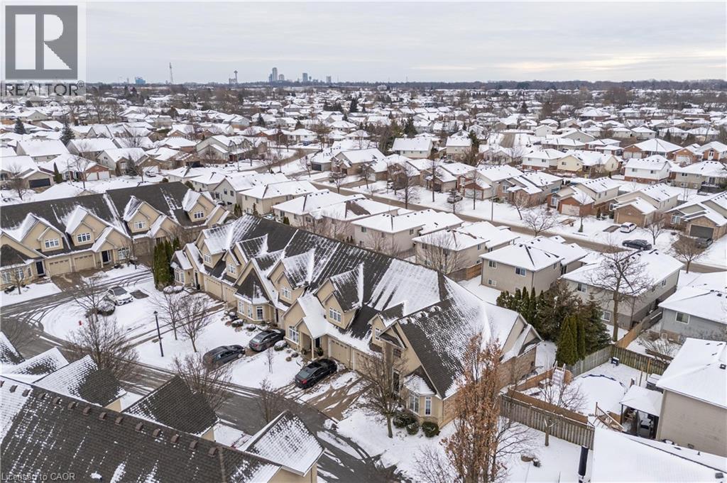 8142 Costabile Drive Unit# 7, Niagara Falls, Ontario  L2H 3M3 - Photo 36 - 40796911