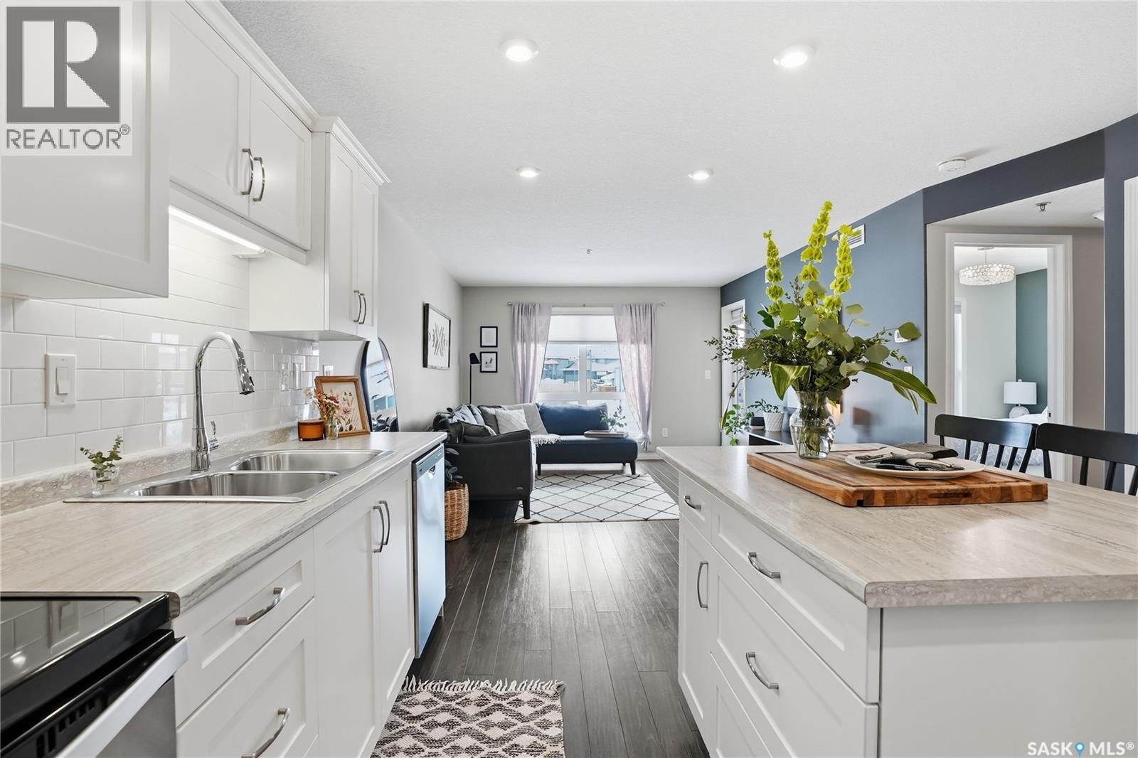 2105 104 Willis Crescent, Saskatoon, Saskatchewan  S7T 0Y2 - Photo 11 - SK029198