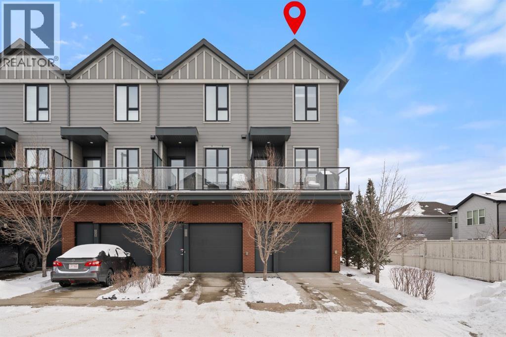 512 Drake Landing Wynd, Okotoks, Alberta  T1S 5R1 - Photo 2 - A2276304