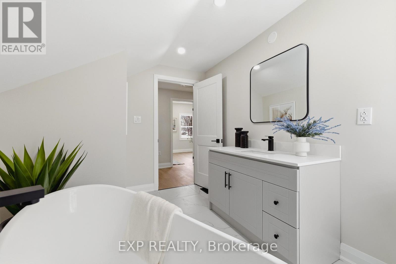 18 Foster Avenue, Guelph, Ontario  N1H 3B3 - Photo 29 - X12823804