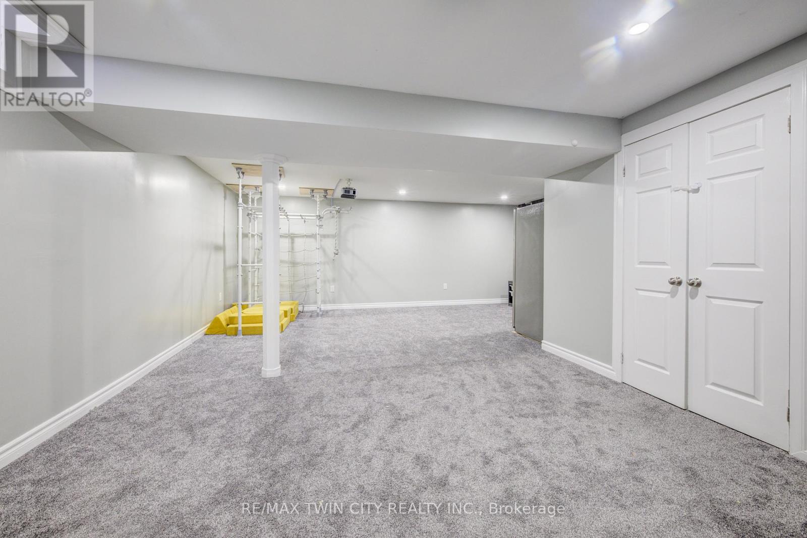 144 Patton Drive, Cambridge, Ontario  N3C 4L4 - Photo 31 - X12823814