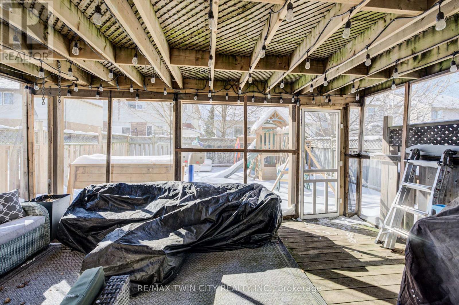 144 Patton Drive, Cambridge, Ontario  N3C 4L4 - Photo 39 - X12823814