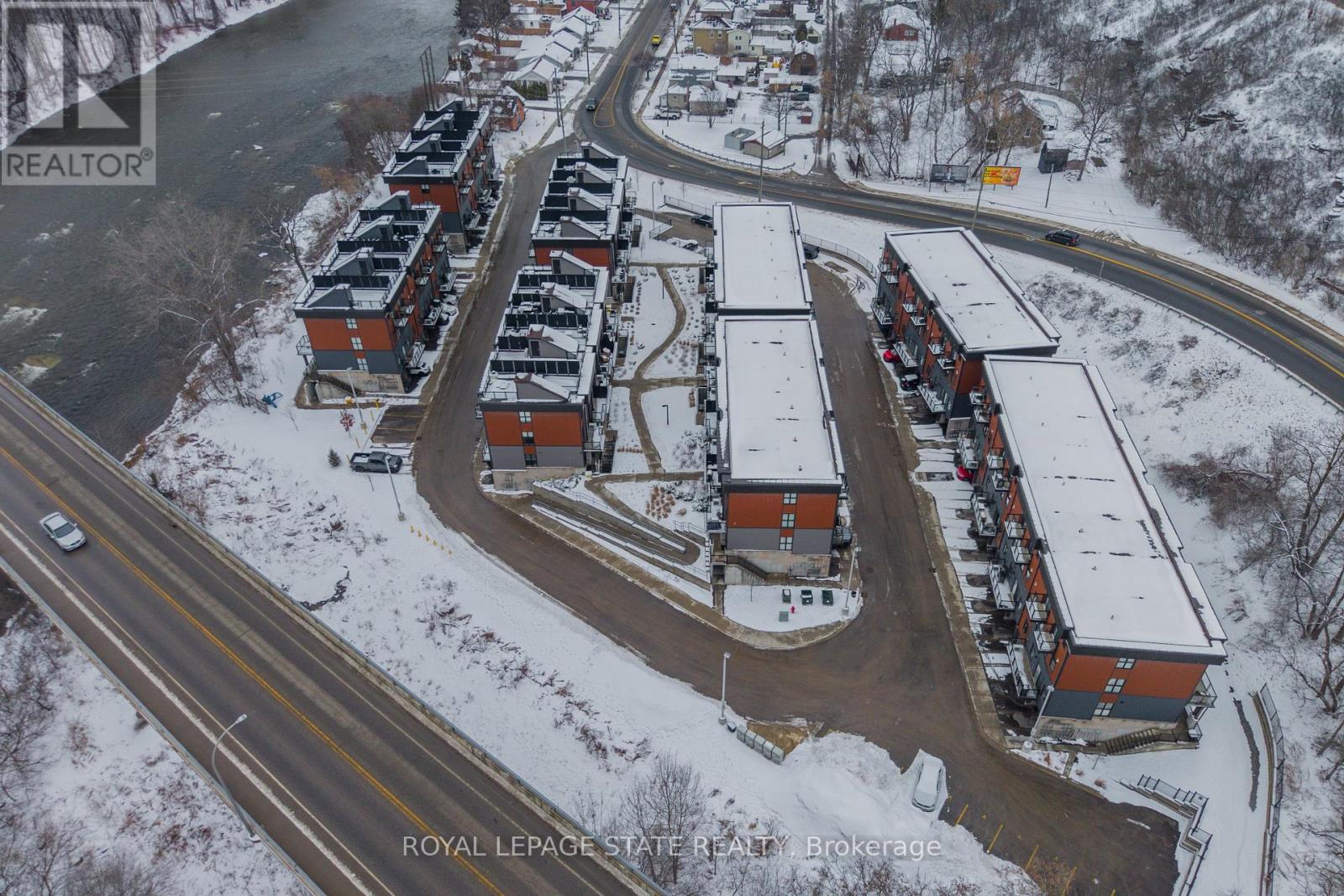 38 - 2 Willow Street, Brant, Ontario  N3L 0K7 - Photo 46 - X12823874