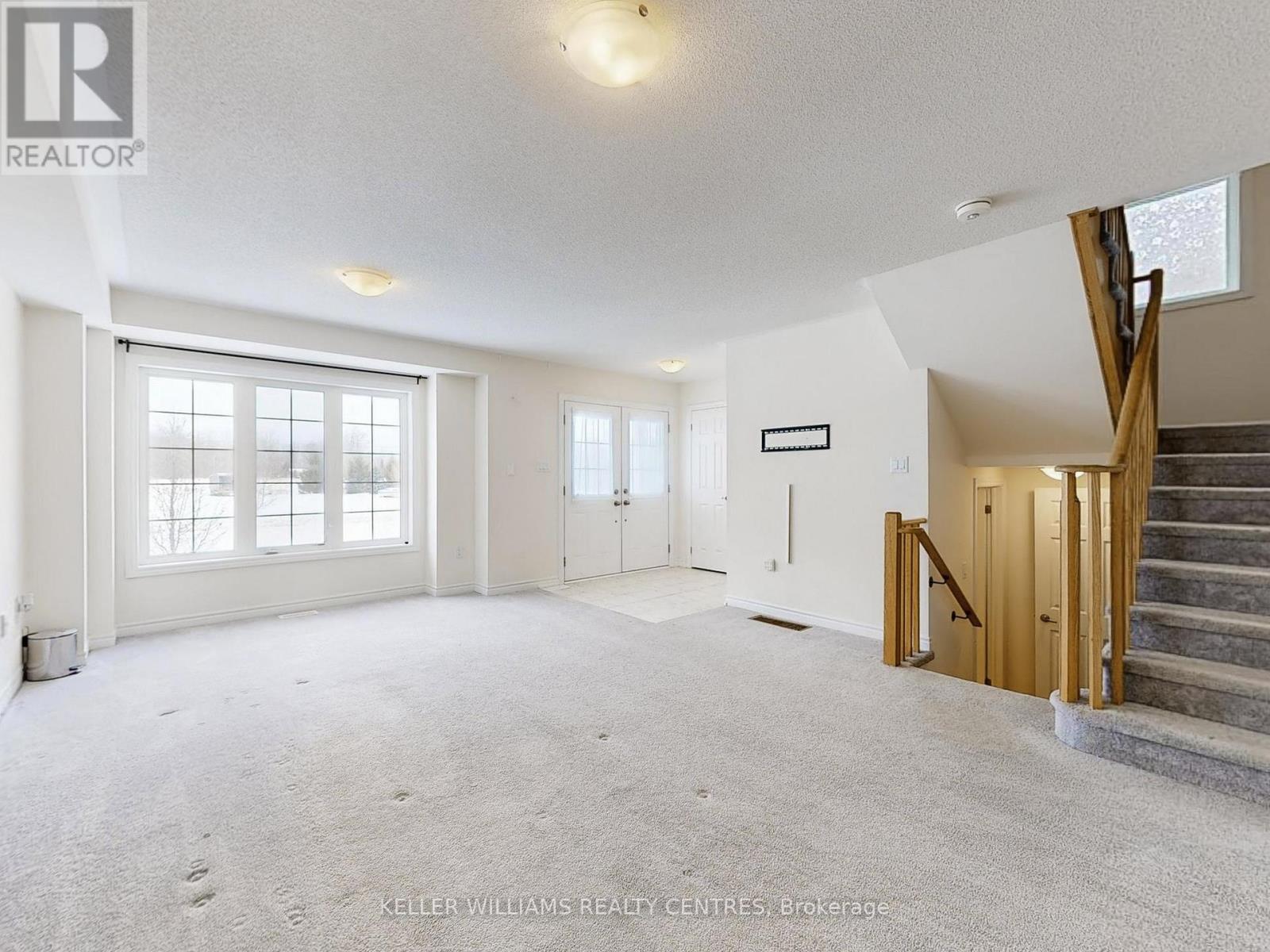 108 Clark Street, Shelburne, Ontario  L9V 3W9 - Photo 4 - X12823944