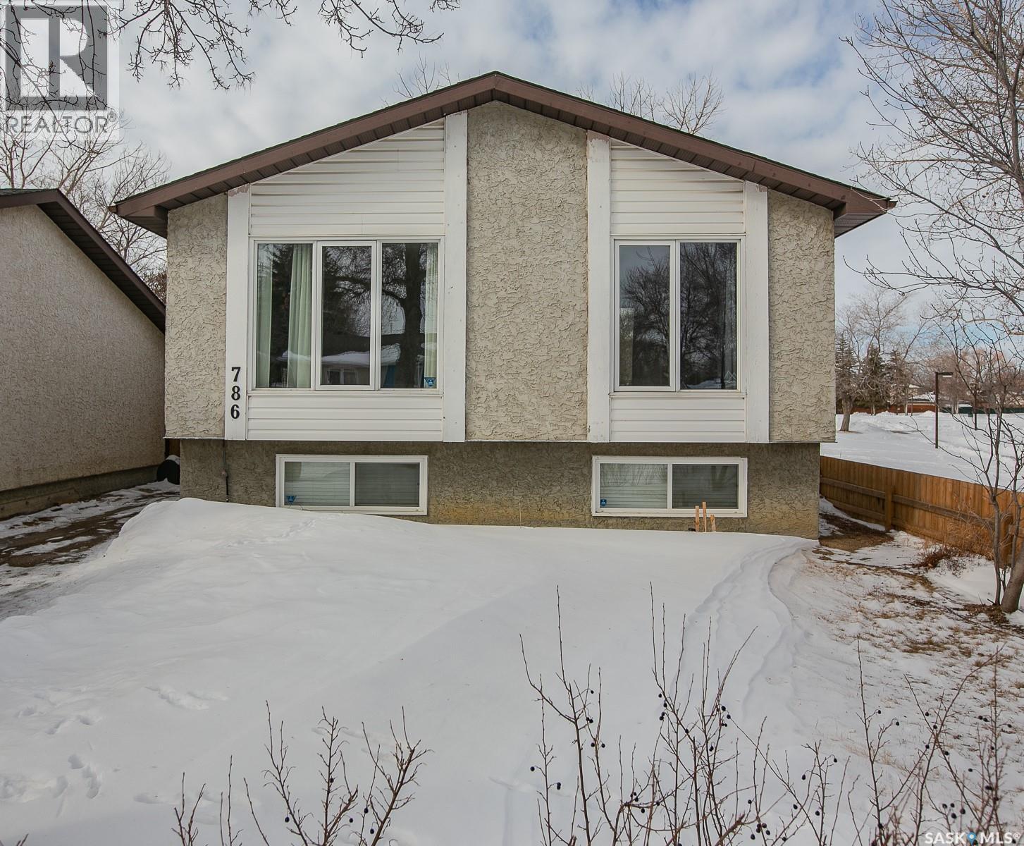 786 Hayworth Crescent N, Regina, Saskatchewan  S4X 1Y1 - Photo 1 - SK029217