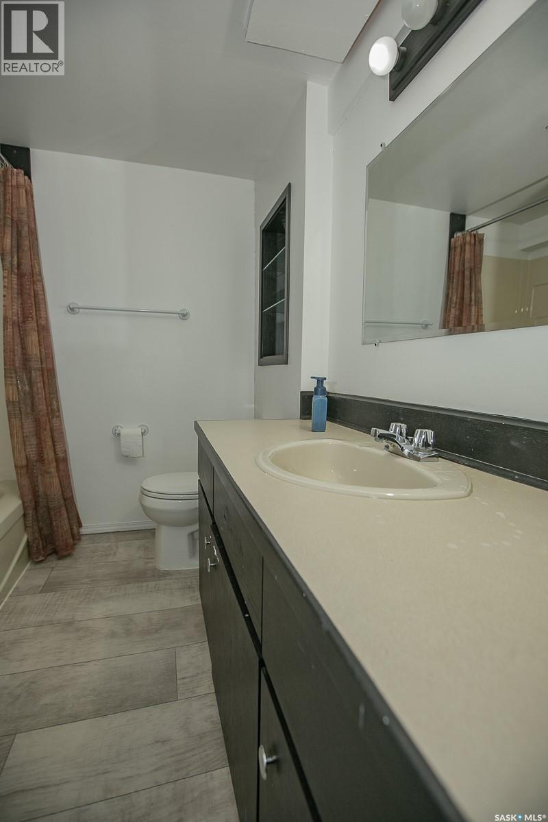 786 Hayworth Crescent N, Regina, Saskatchewan  S4X 1Y1 - Photo 18 - SK029217
