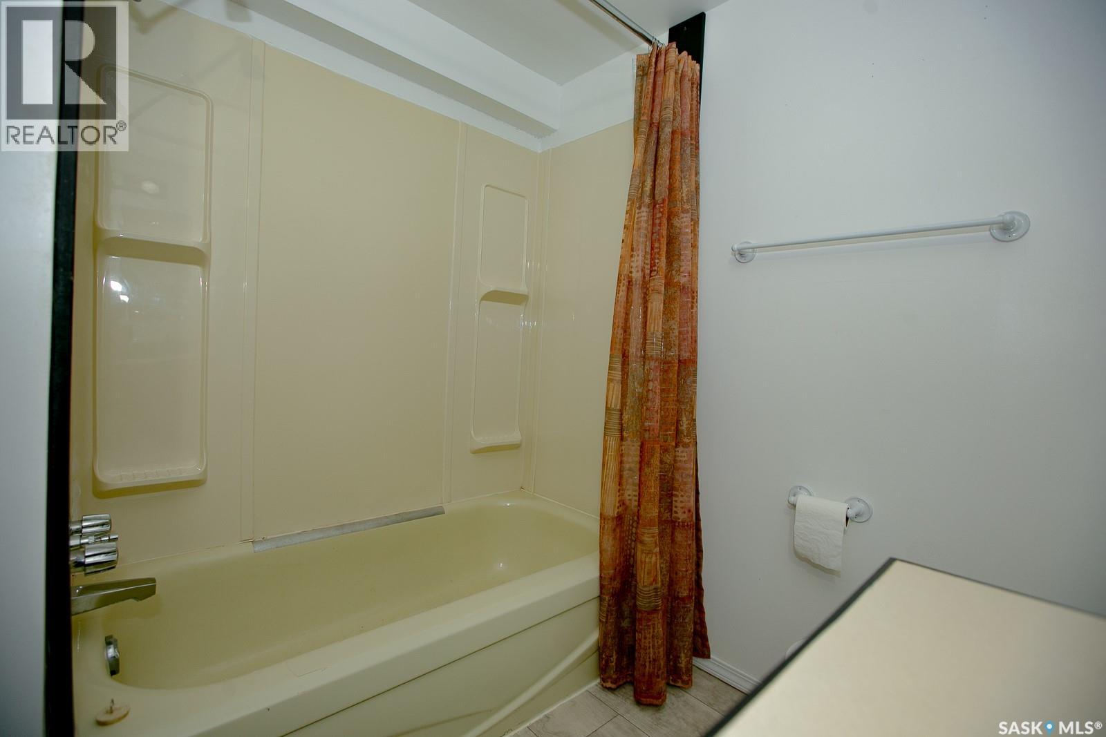 786 Hayworth Crescent N, Regina, Saskatchewan  S4X 1Y1 - Photo 19 - SK029217