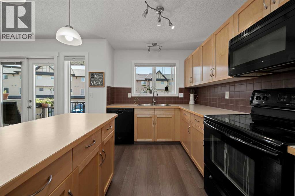 54 Cimarron Vista Gardens, Okotoks, Alberta  T1S 0G2 - Photo 12 - A2283936