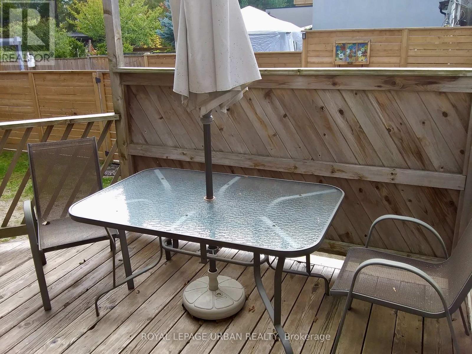 251 Cedarvale Avenue, Toronto, Ontario  M4C 4K3 - Photo 39 - E12822920