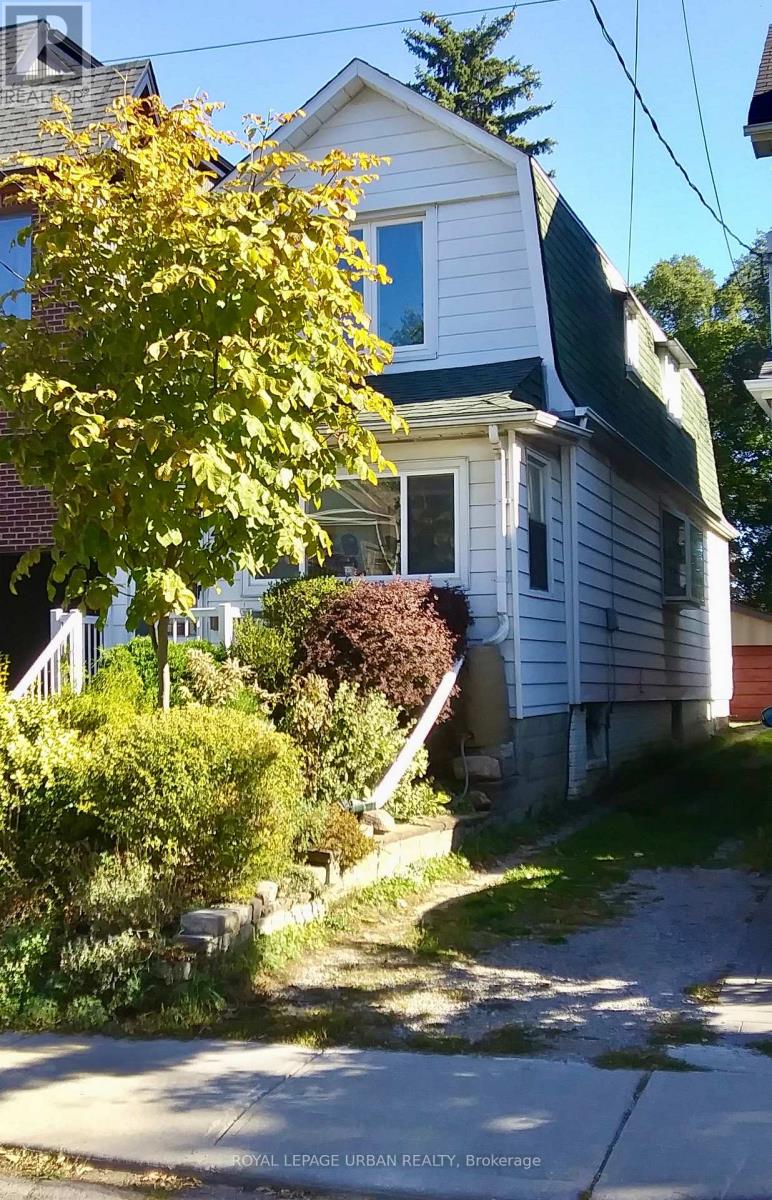 251 Cedarvale Avenue, Toronto, Ontario  M4C 4K3 - Photo 35 - E12822920