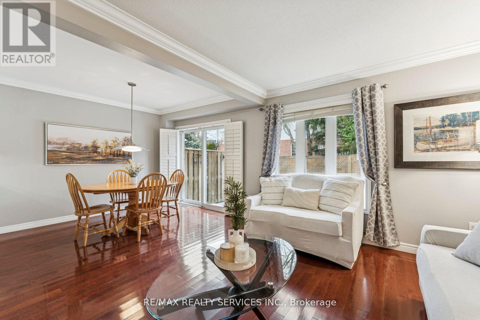 14 Mckinley Crescent, Caledon, Ontario  L7C 1G9 - Photo 9 - W12758144