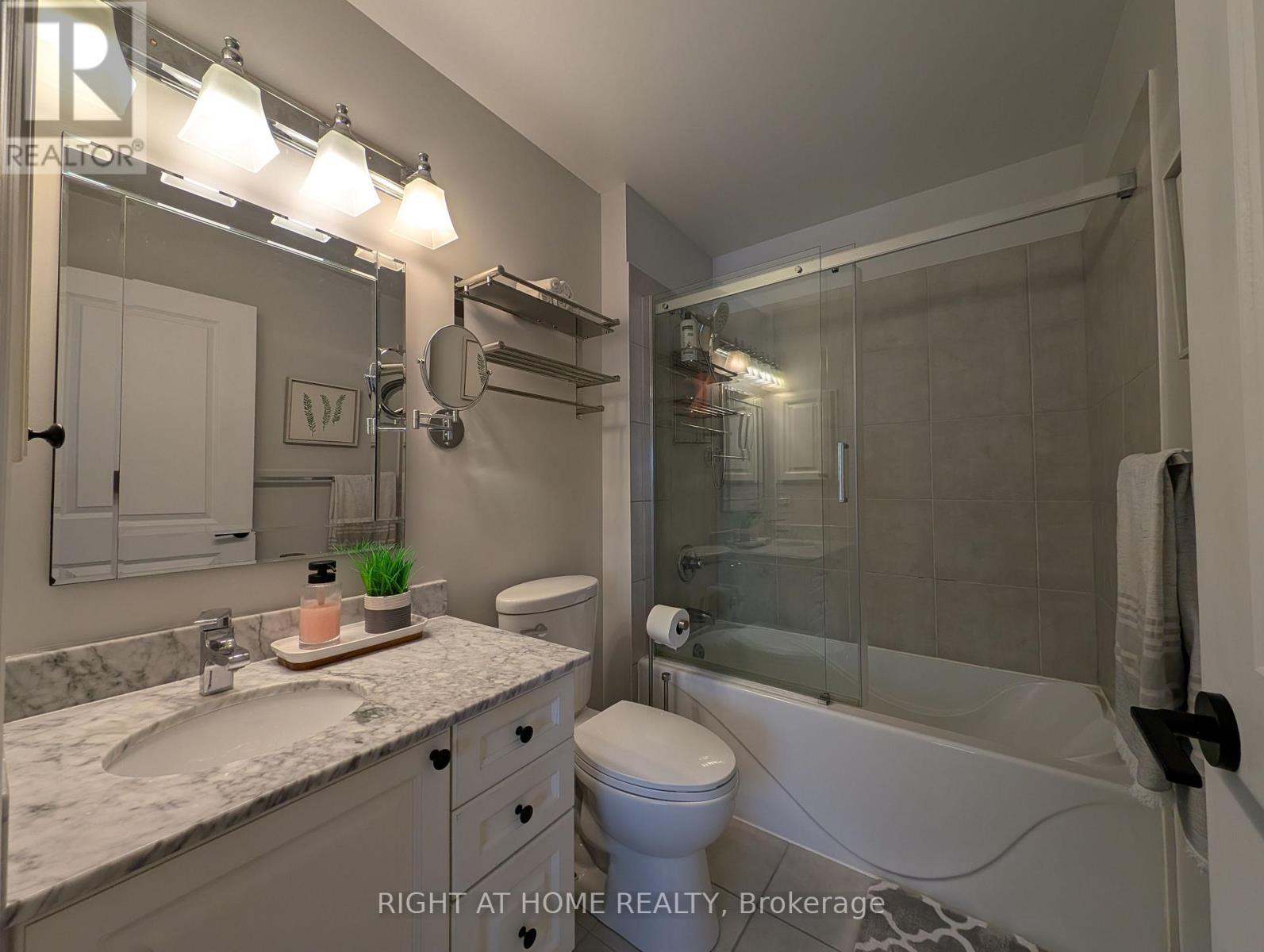 1804 - 70 Landry Street, Ottawa, Ontario  K1L 0A8 - Photo 25 - X12823996