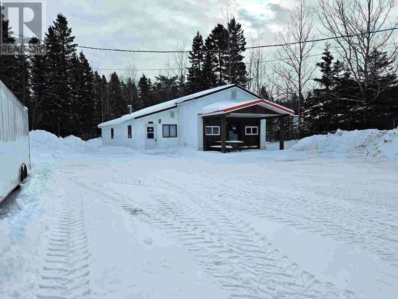 110 Peninsula Road, Marathon, Ontario  P0T 2E0 - Photo 6 - TB250430