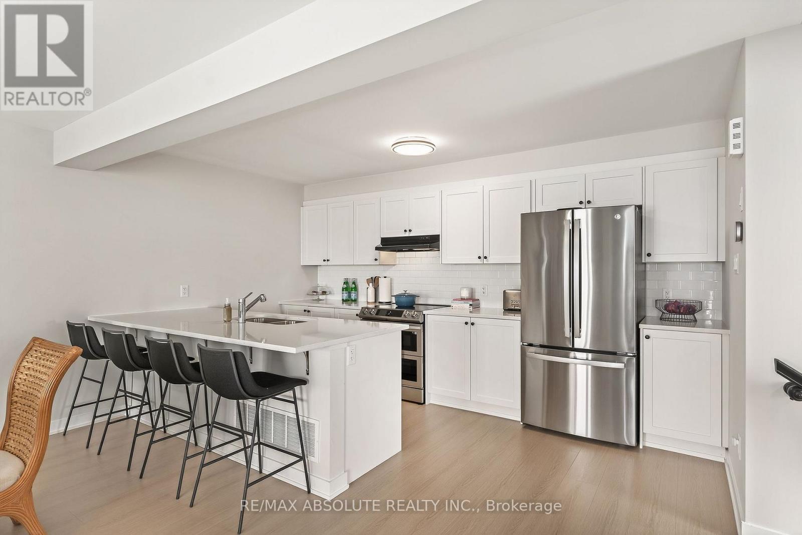 790 Kinstead Private, Ottawa, Ontario  K2S 3B3 - Photo 16 - X12824022