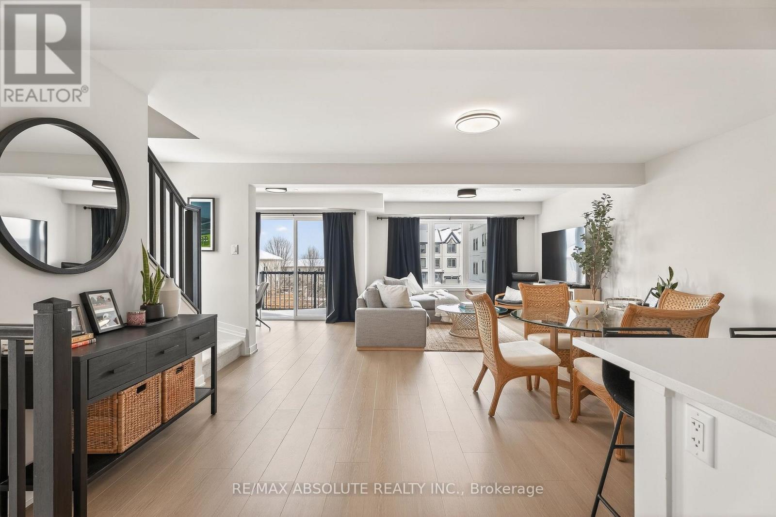 790 Kinstead Private, Ottawa, Ontario  K2S 3B3 - Photo 8 - X12824022