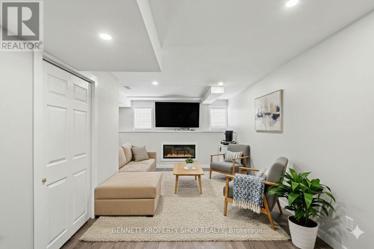 159 Conifer Creek Circle, Ottawa, Ontario  K2M 0M2 - Photo 16 - X12824058