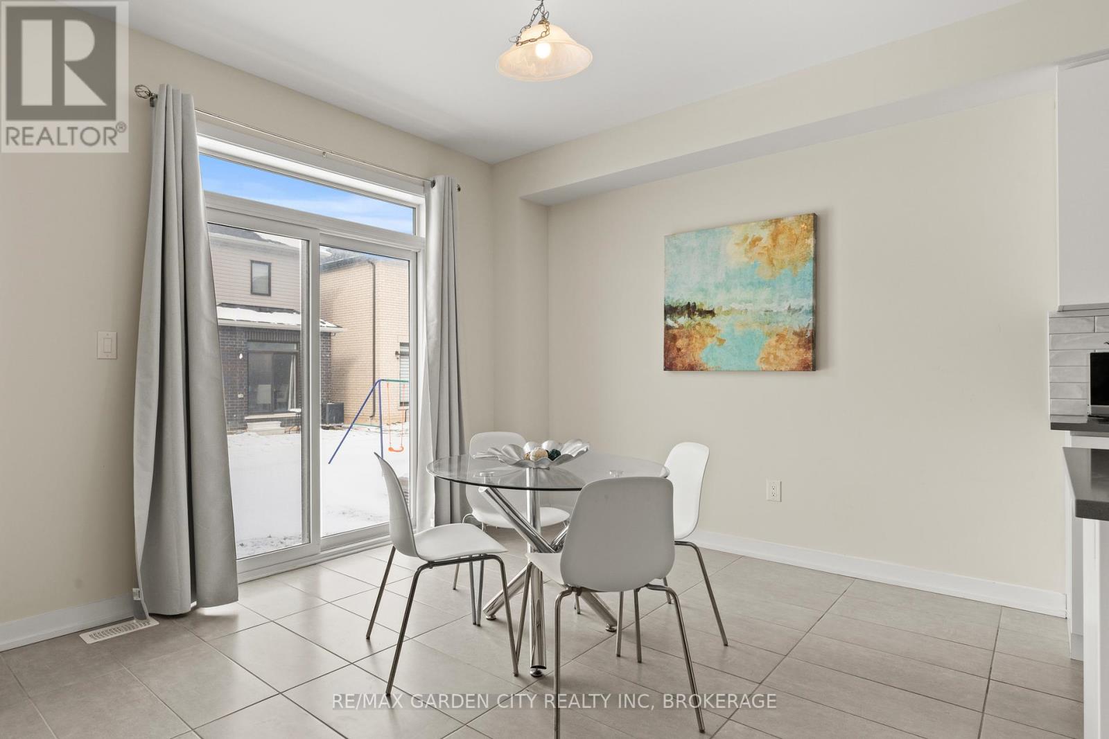 141 Higgins Avenue, Thorold, Ontario  L3B 5N5 - Photo 11 - X12824032