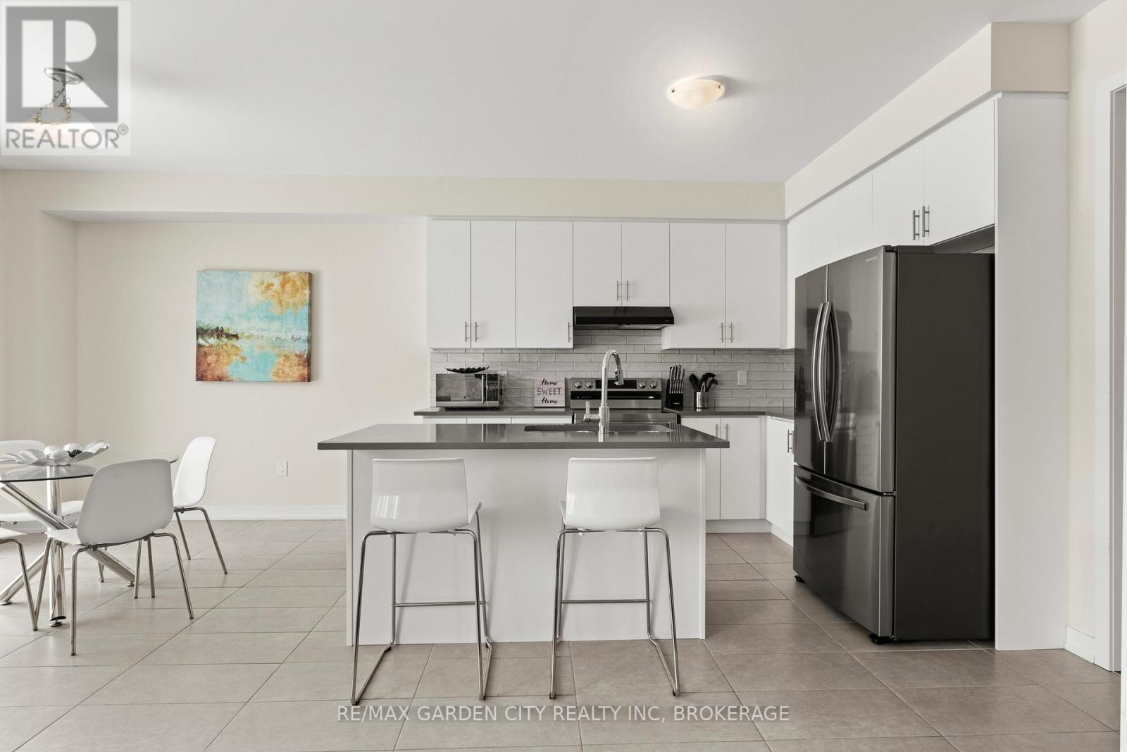 141 Higgins Avenue, Thorold, Ontario  L3B 5N5 - Photo 8 - X12824032