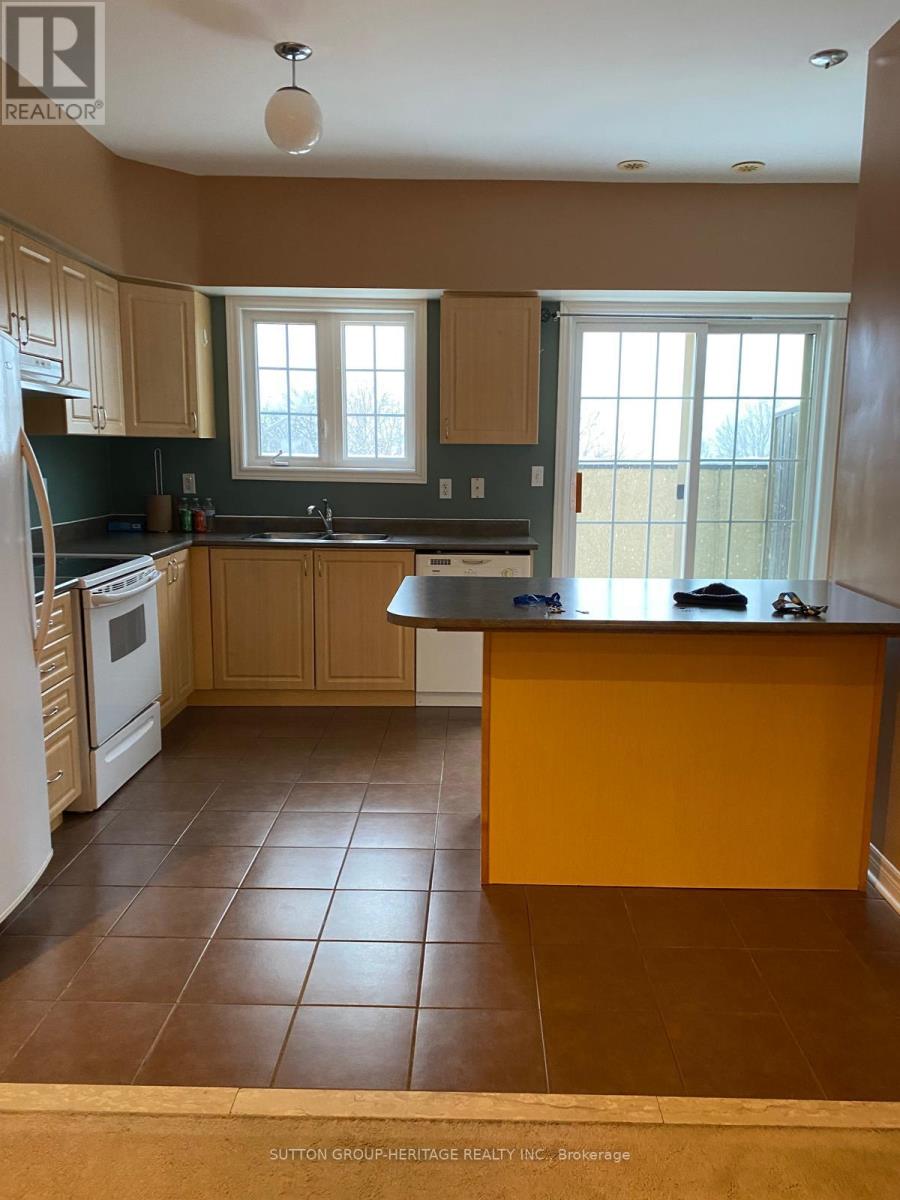 12 - 1250 St. Martins Drive W, Pickering, Ontario  L1W 0A2 - Photo 2 - E12760884