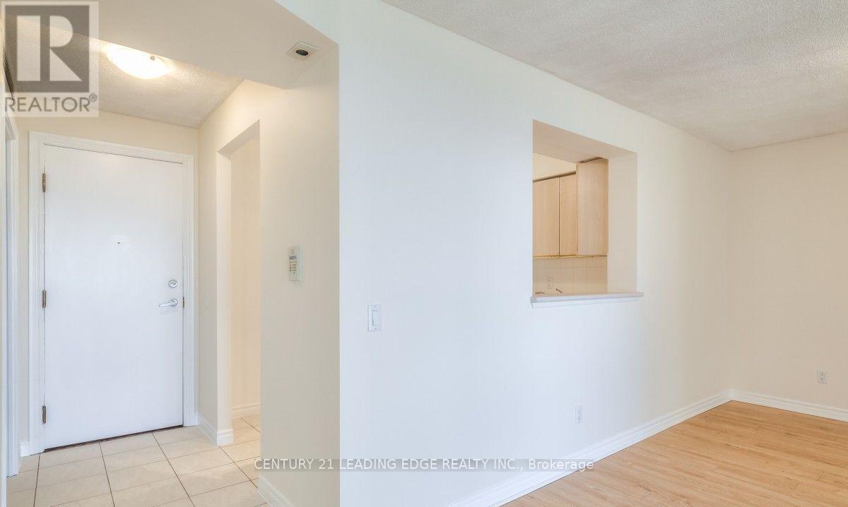 2902 - 115 Omni Drive, Toronto, Ontario M1P 5B4 - Photo 14 - E12823772