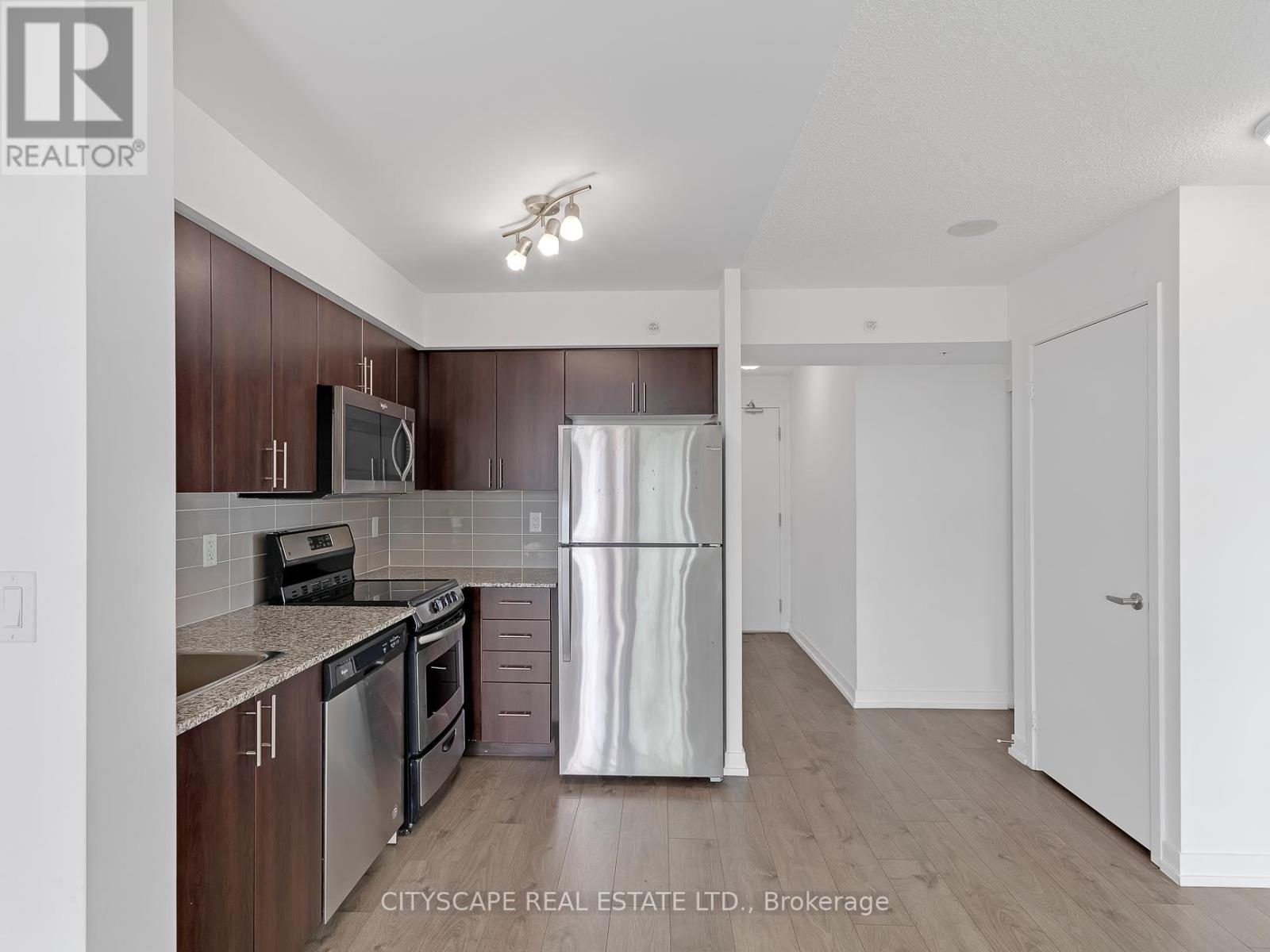 1704 - 1420 Dupont Street, Toronto (Dovercourt-Wallace Emerson-Junction), Ontario  M6H 0C2 - Photo 2 - W12818936