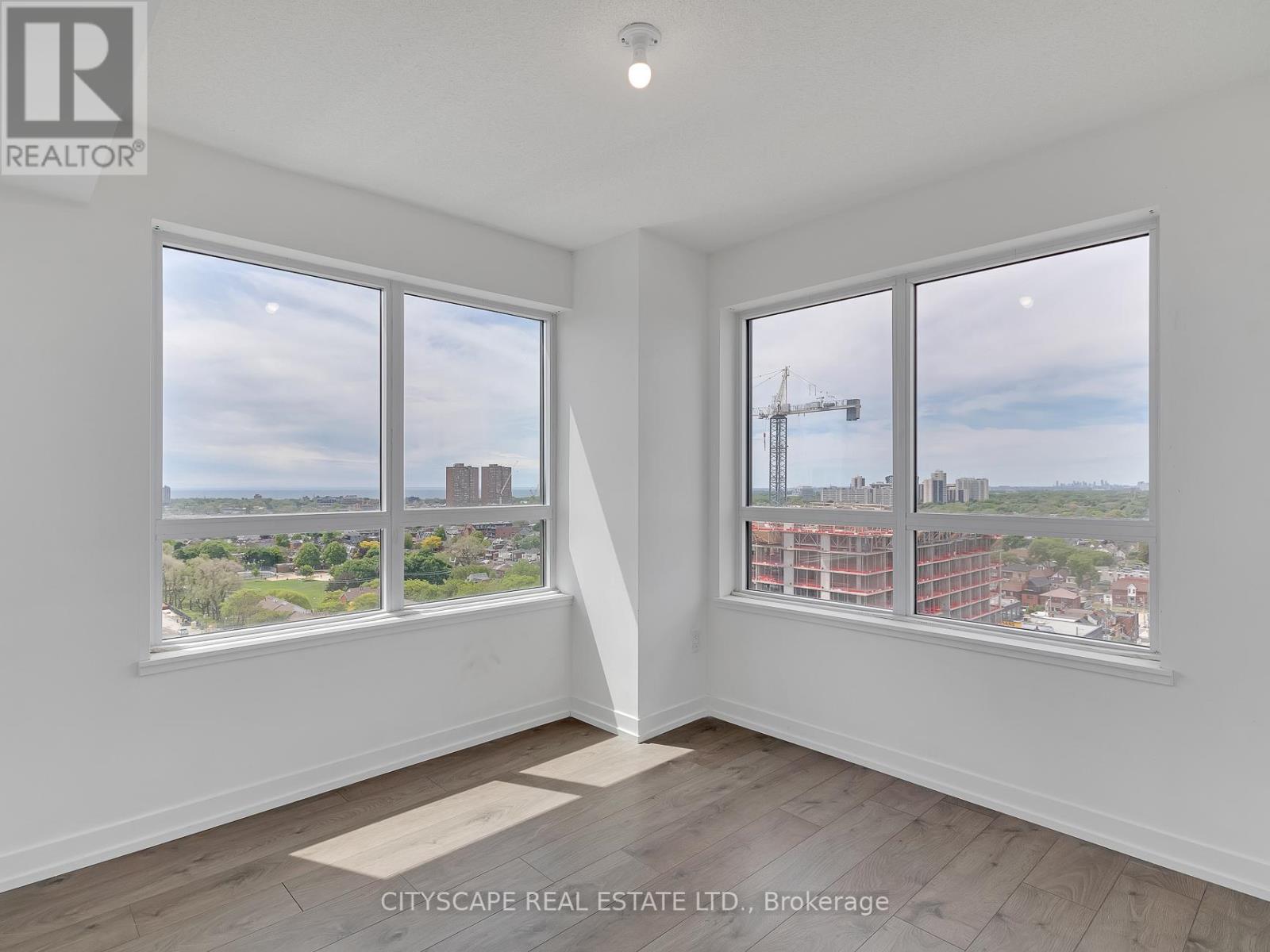 1704 - 1420 Dupont Street, Toronto (Dovercourt-Wallace Emerson-Junction), Ontario  M6H 0C2 - Photo 7 - W12818936