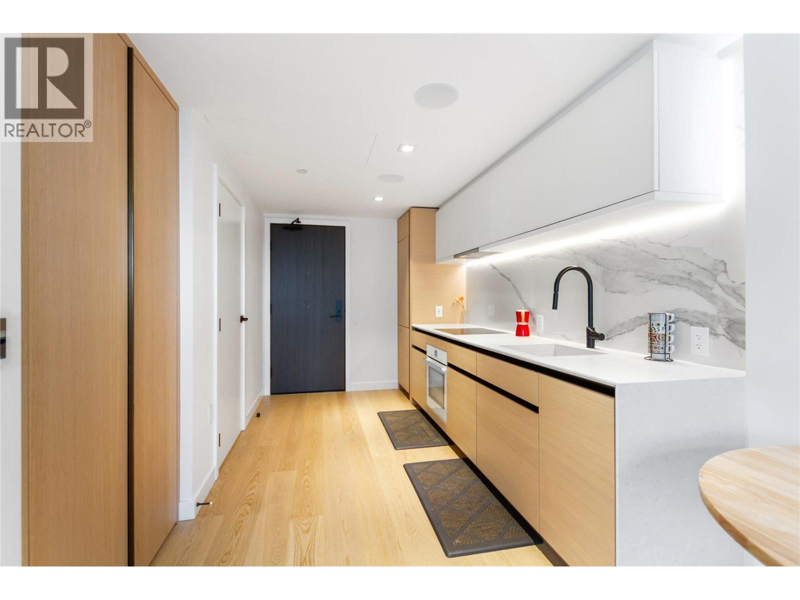 2006 620 Cardero Street, Vancouver, British Columbia  V6G 0C7 - Photo 2 - R3093894